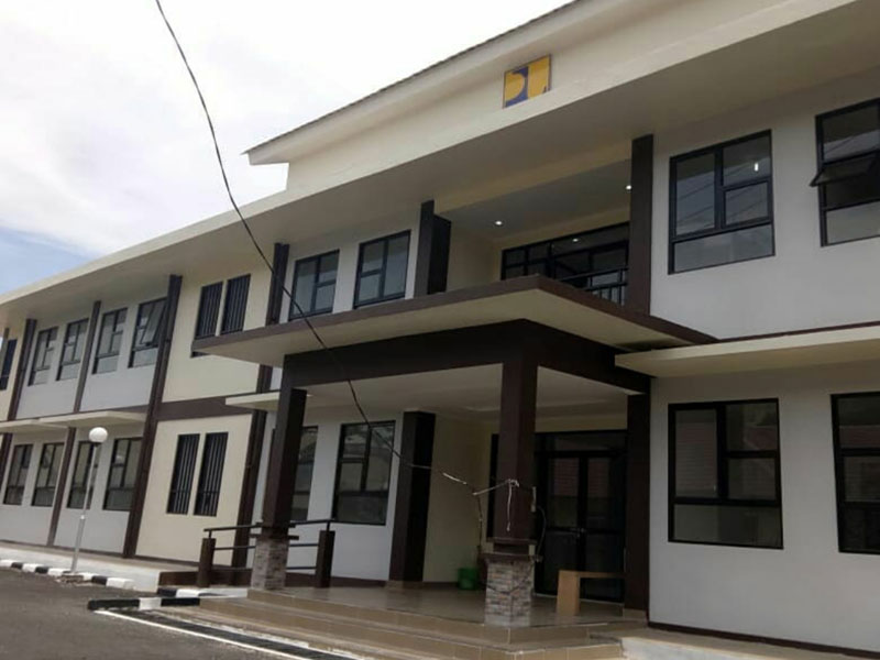 Pembangunan Proyek Rusun HSN di Taplau Padang